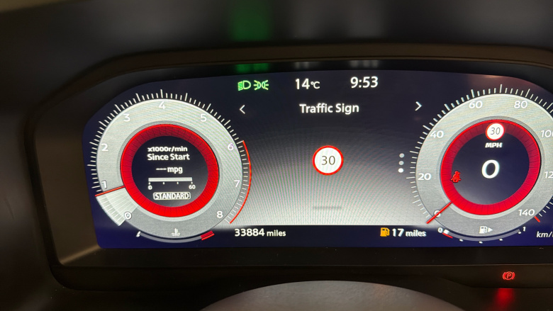 Nissan Qashqai 1.3 DiG-T MH Tekna 5dr Petrol Hatchback